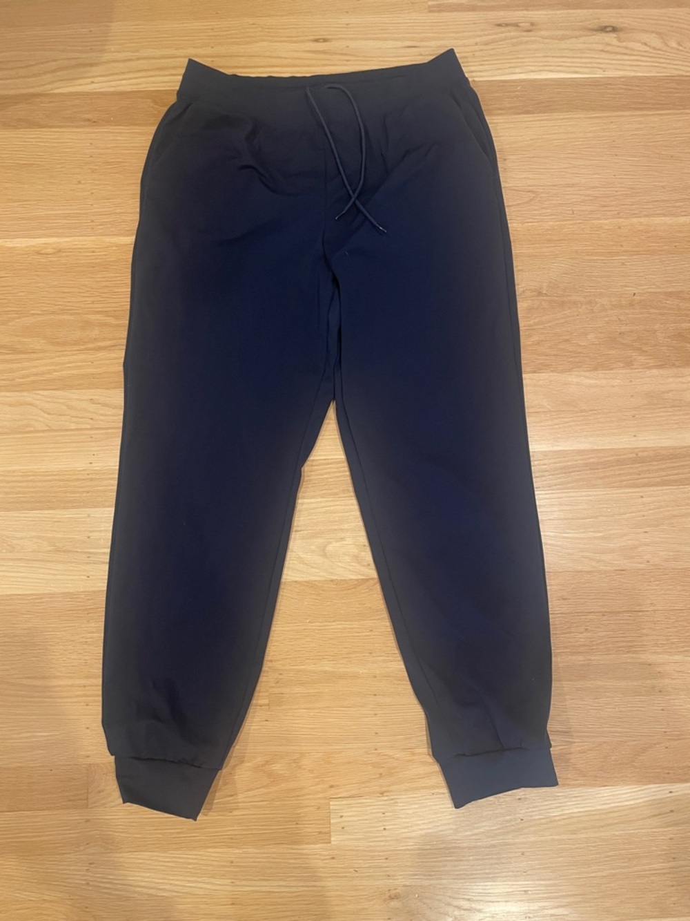 Uniqlo airism joggers, size L